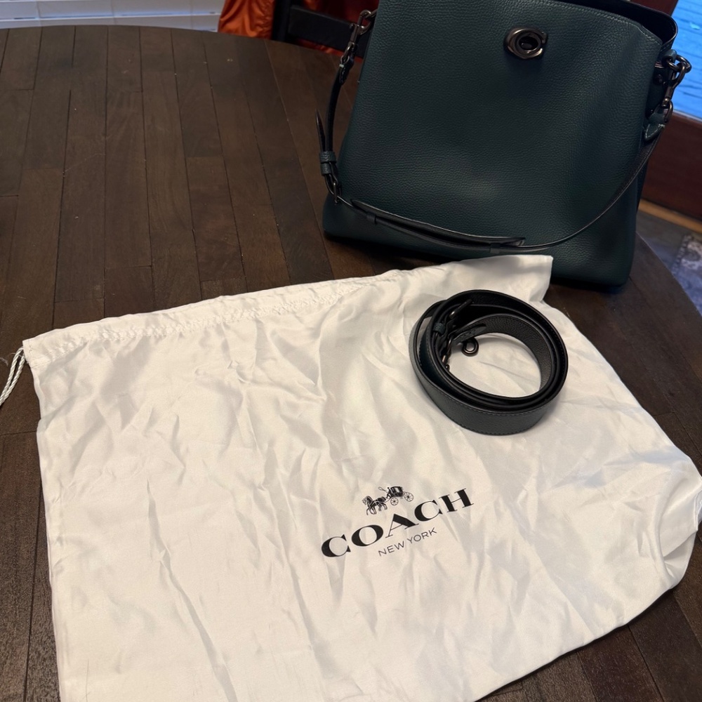 Coach Dark Green Shoulder Bag - Picture 9 of 9